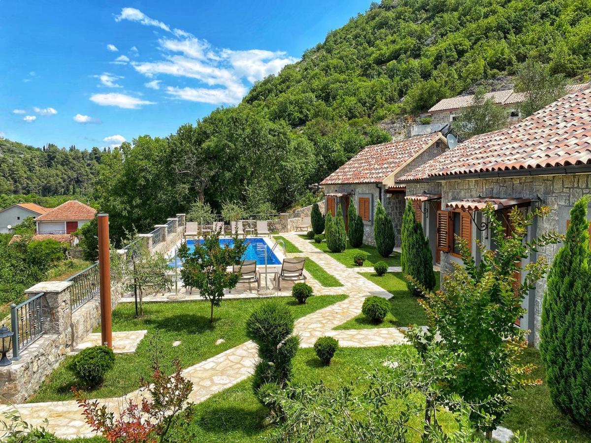 Eco Villas Merak Virpazar Eksteriør billede