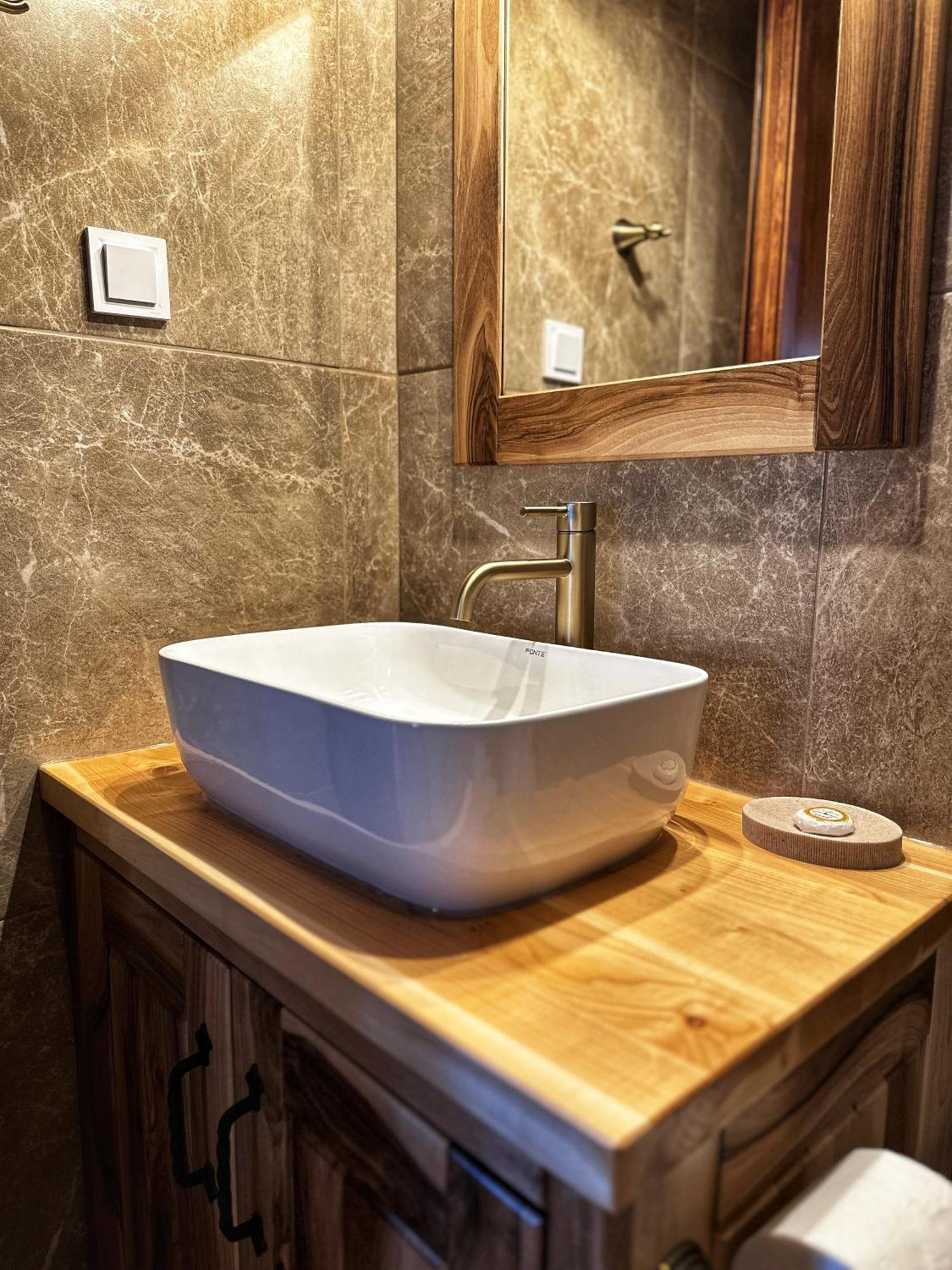 Eco Villas Merak Virpazar Eksteriør billede