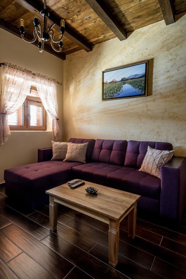 Eco Villas Merak Virpazar Eksteriør billede